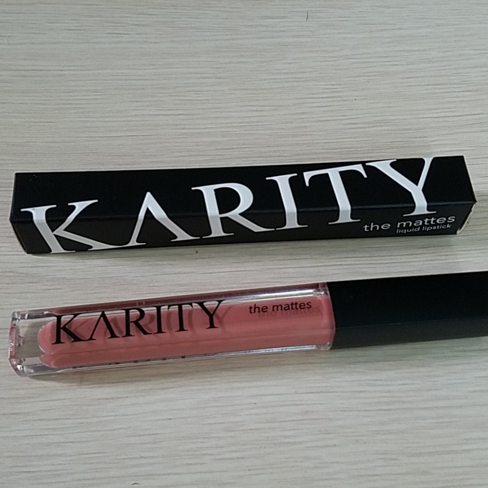 Karity Liquid Matte Lipstick - NIB